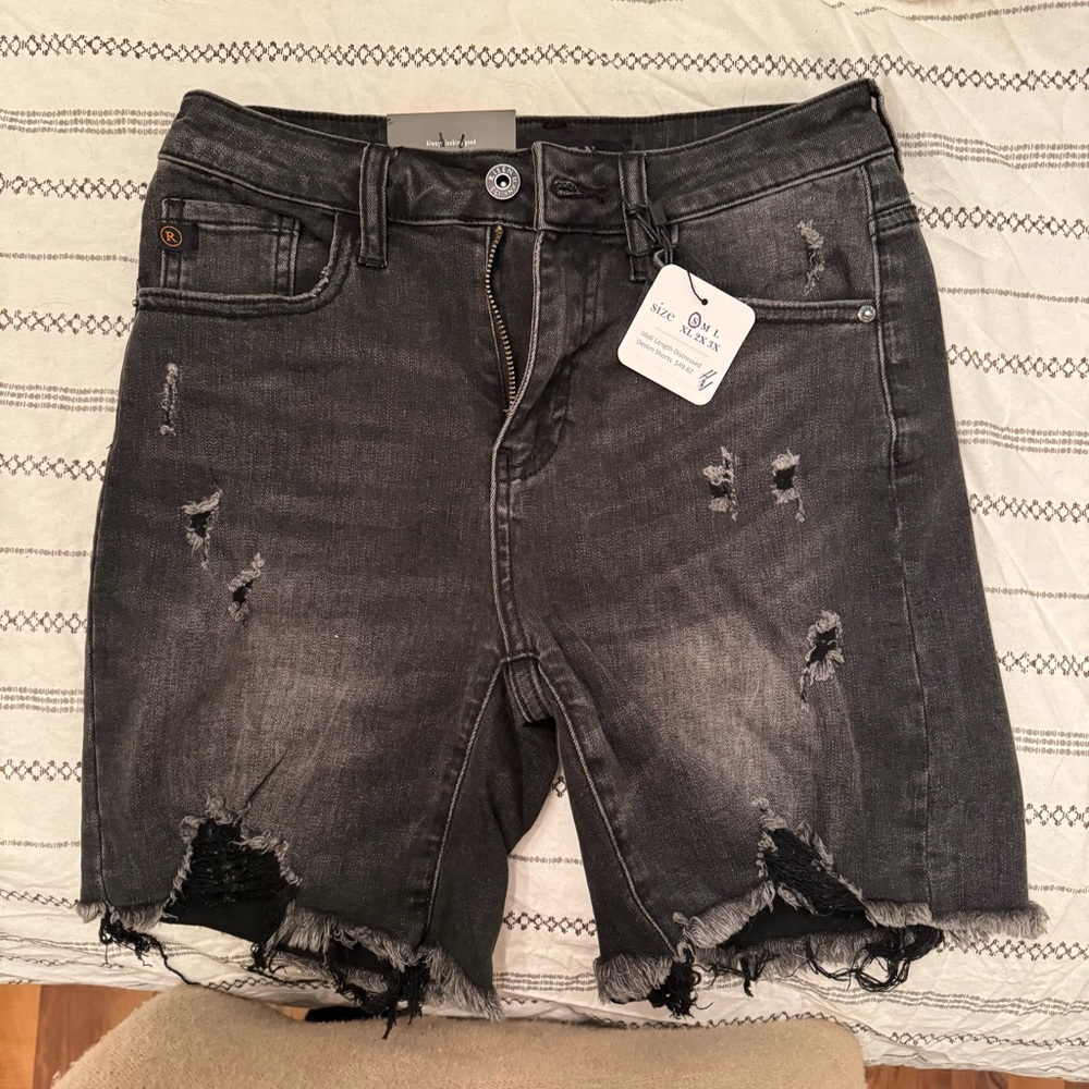 NWT Risen mid thigh jean shorts